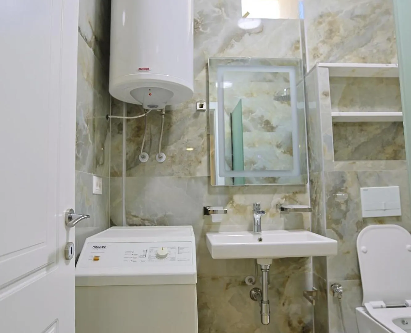 Sea Apartments Golem  Albania
